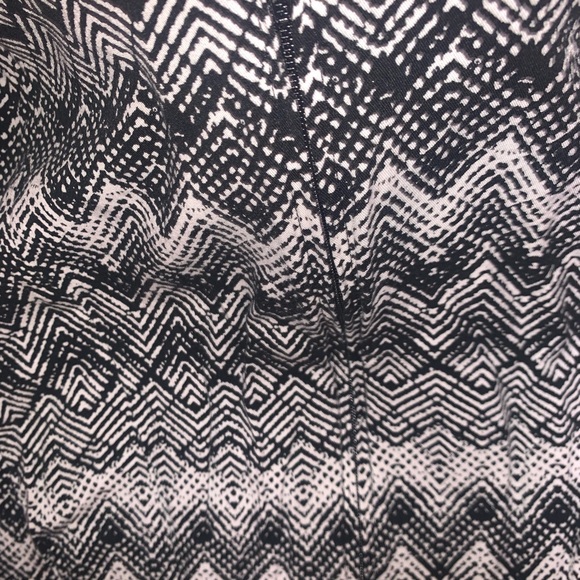 Torrid Sleeveless Chevron Deco Geometric Swing Mini Dress Tunic Stretch 18 - Picture 7 of 8